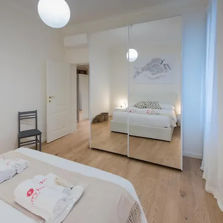 Flowery House Apartment *